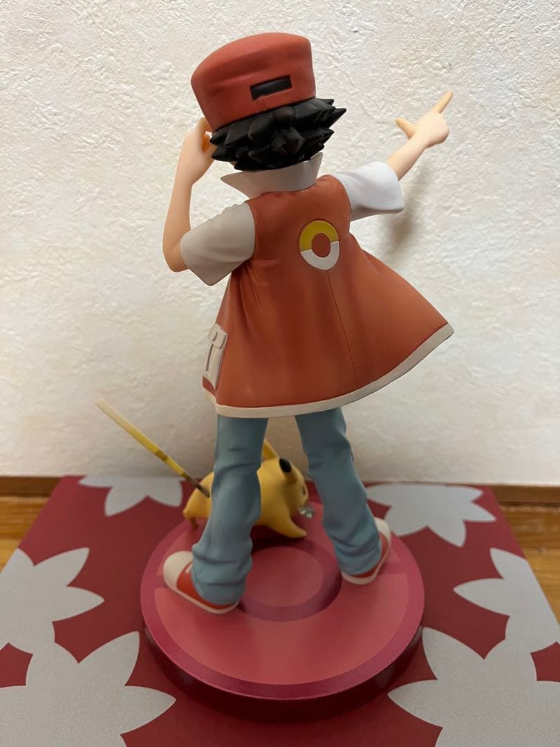ポケモン レッド with ピカチュウ 1/8フィギュア コトブキヤ