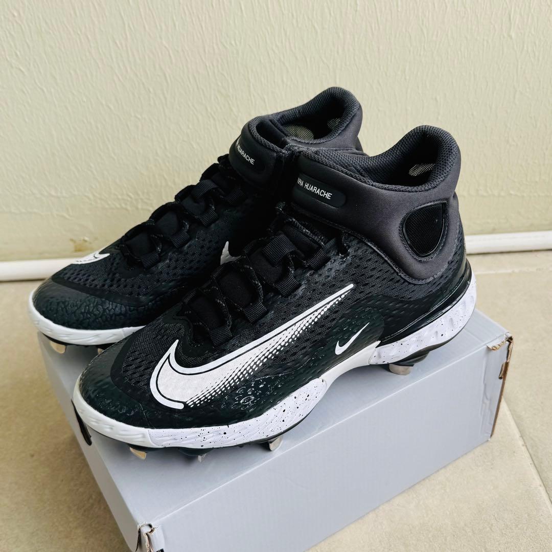 日本未発売　ナイキ　Alpha Huarache Elite 4 Mid
