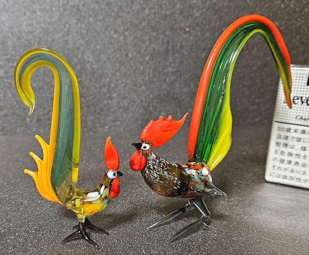 【繊細緻密なガラス細工❗】北欧アンティーク　色ガラス製　2羽のニワトリ　鶏　置物