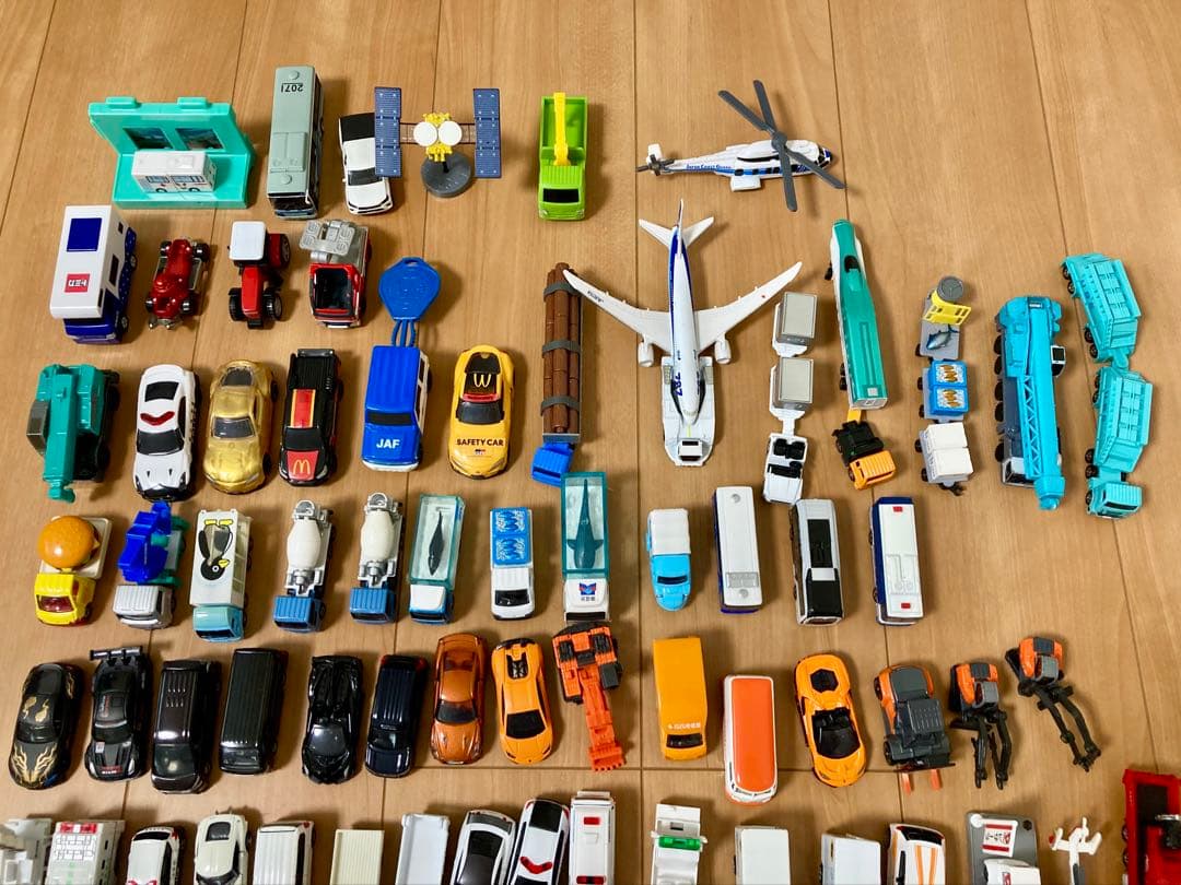 【専用ケース付き！】トミカ 車おもちゃ まとめ売り