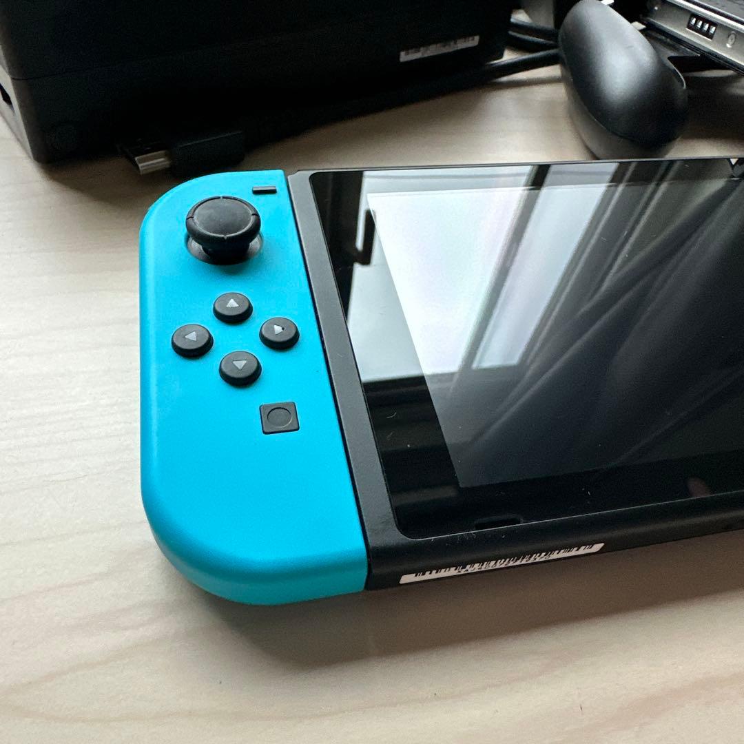 Nintendo Switch_本体＋付属品