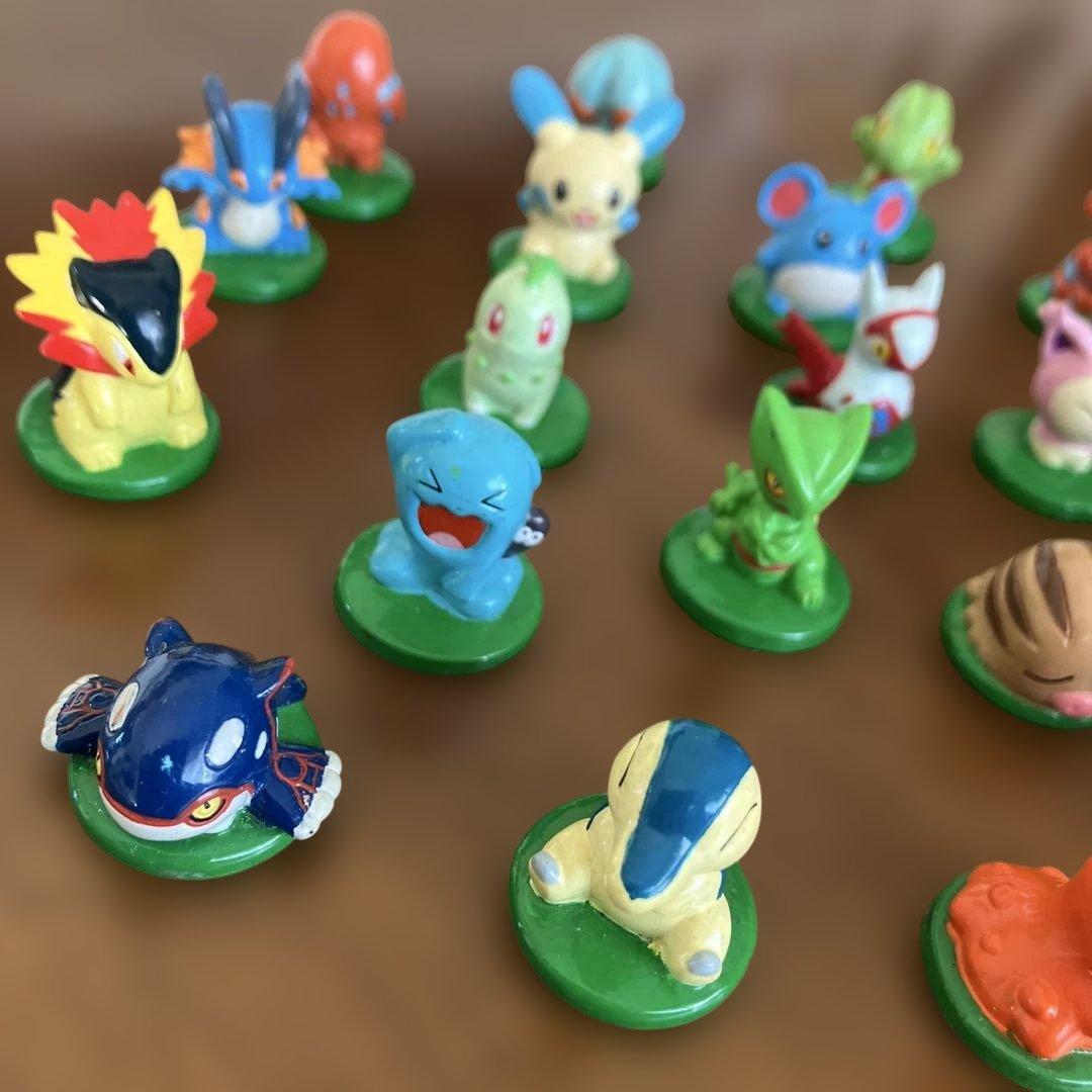 ポケモン フィギア　ミニコット