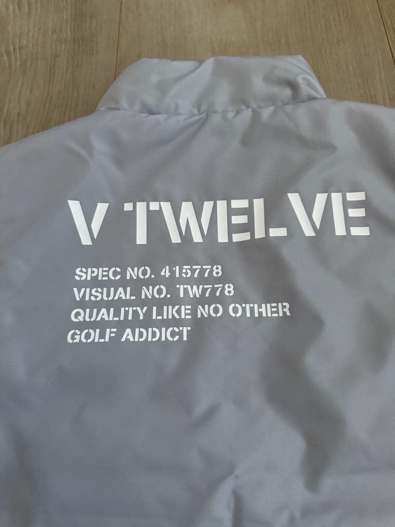 V12ゴルフ　メンズ　リバーシブルダウンベスト
