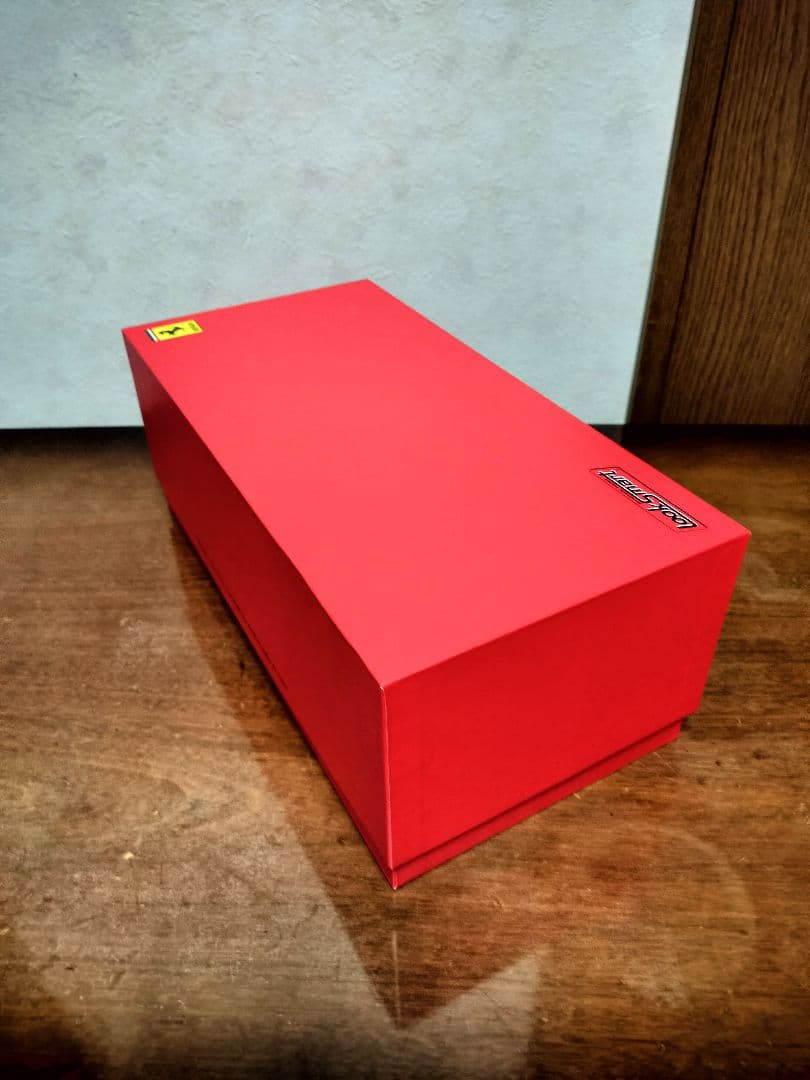 ルックスマート1/18 フェラーリ250GT ブレッド.バン 1962ル・マン