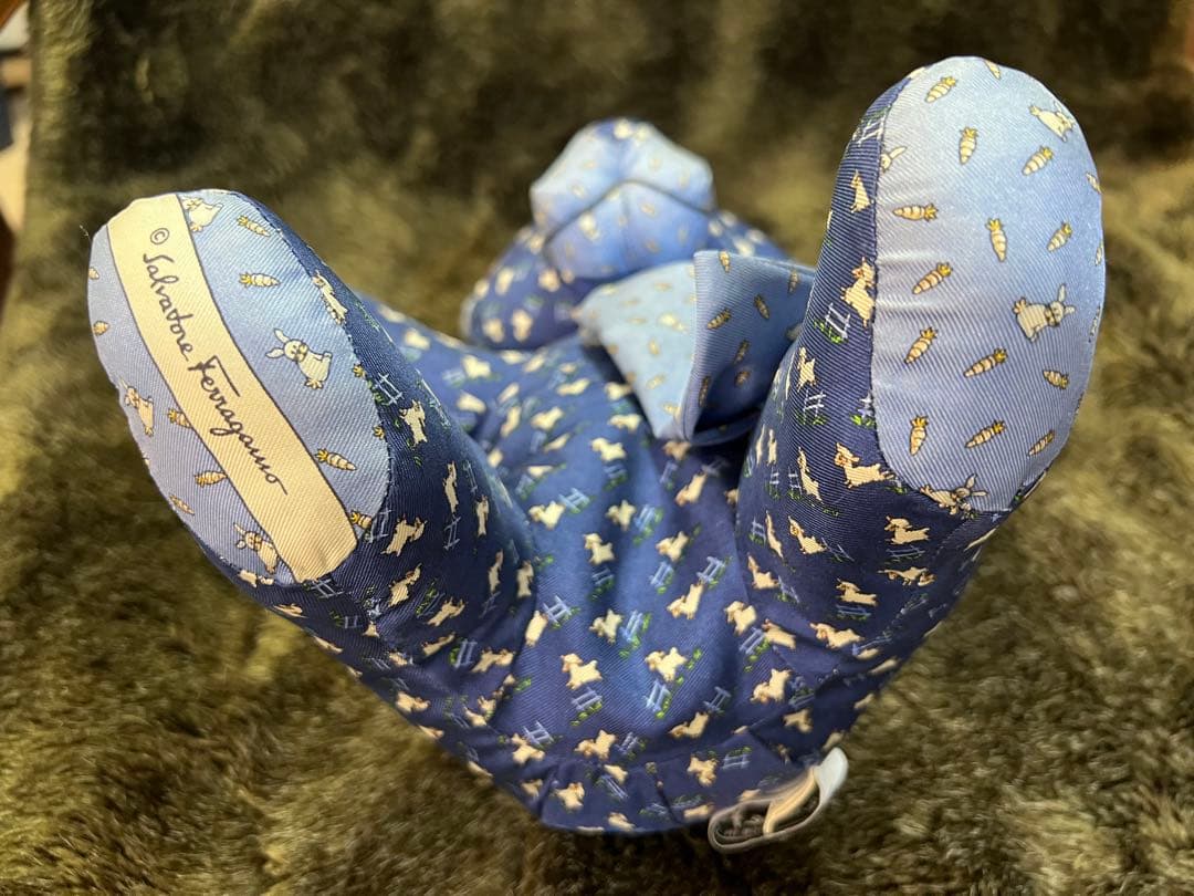 Salvatore Frrragamoクマぬいぐるみ3体セット