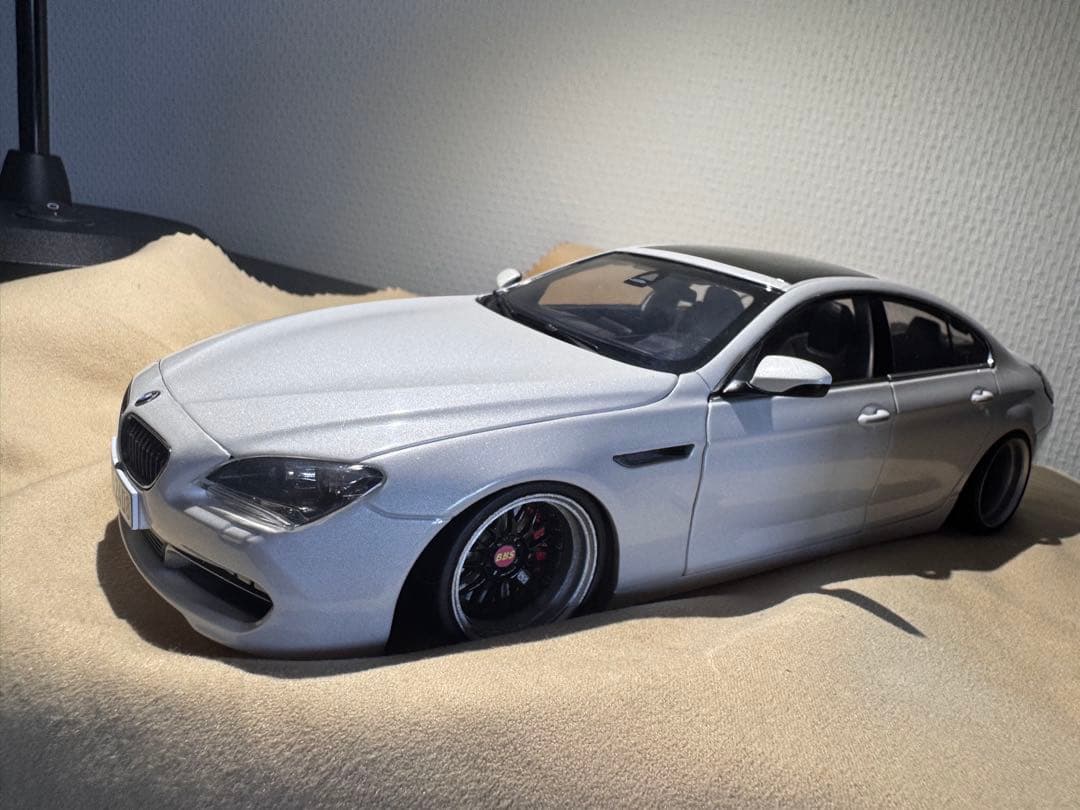  650i ミニカー ホワイト