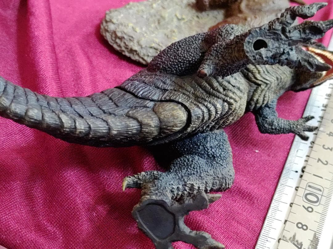 恐竜グワンジ　エクスプラス　恐竜100万年オリジナル模型付　アロサウルス