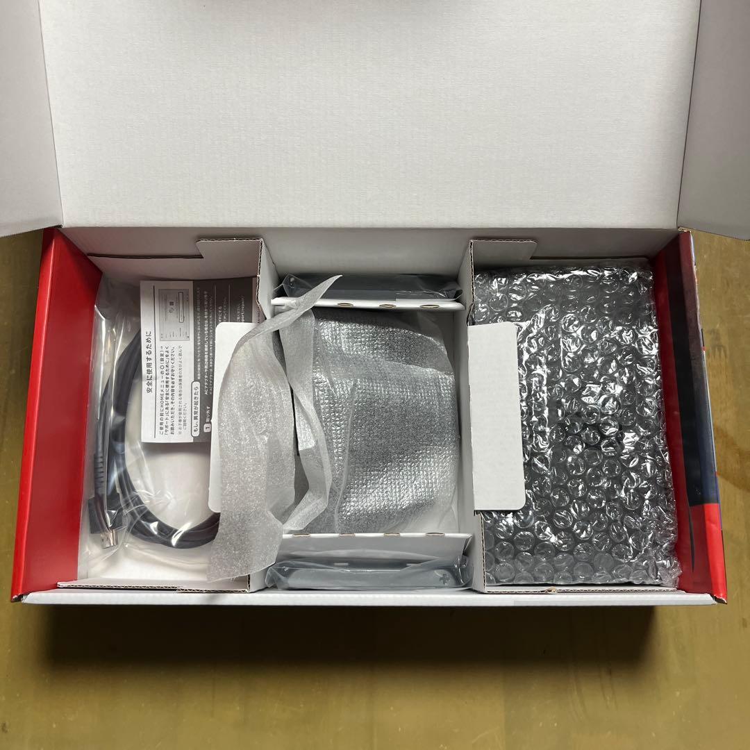 【画面保護シート付き】Nintendo Switch_本体＋付属品一式