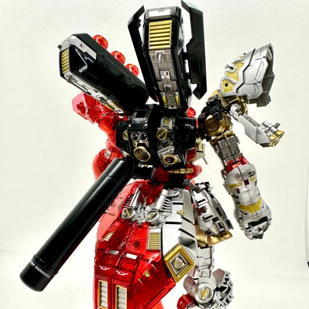【完成品】RG 1/144サザビー クリア（ガンダムベース限定）