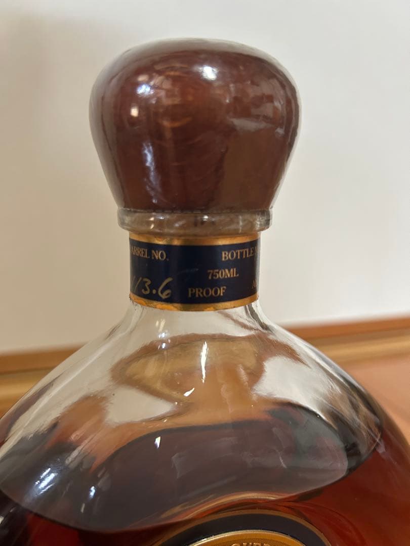 【美品】ワイルドターキー ケンタッキーレジェンドSingle Barrel
