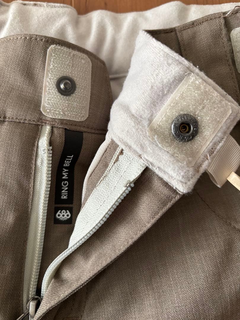 【お値下げ中】JEWEL×686スノーボードウェア Mサイズ　高機能