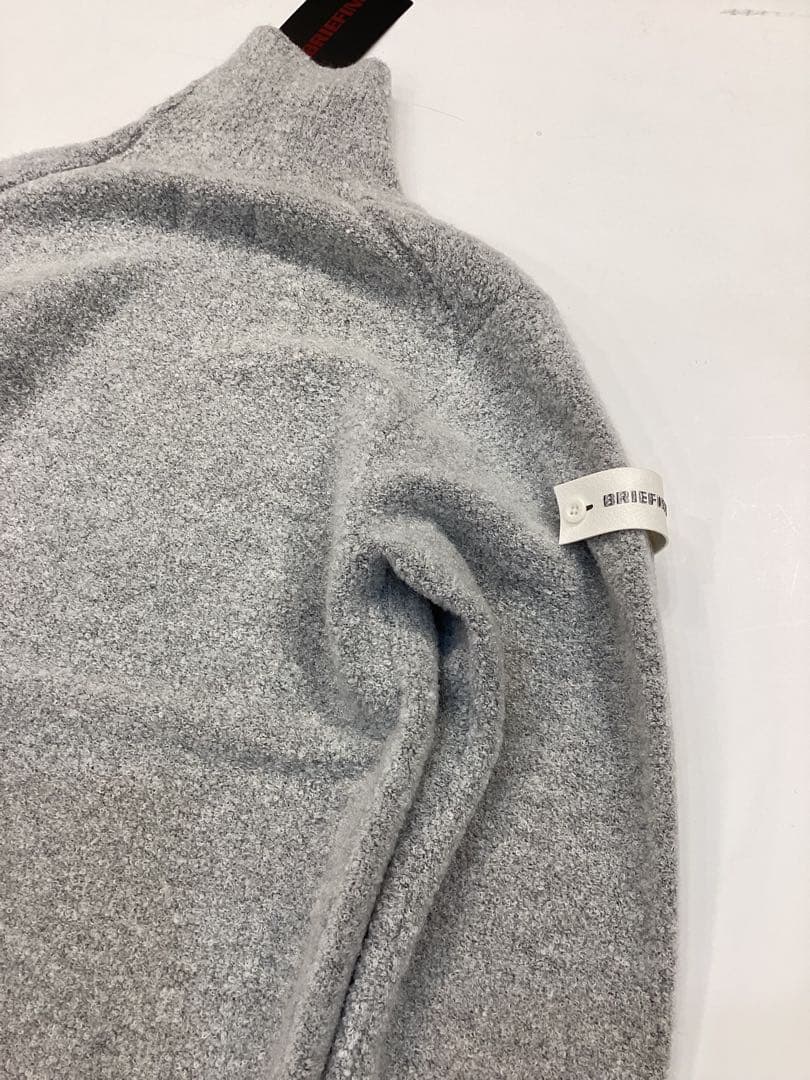 BRIEFING 新品　BOUCLE YARN TURTLENECK KNIT