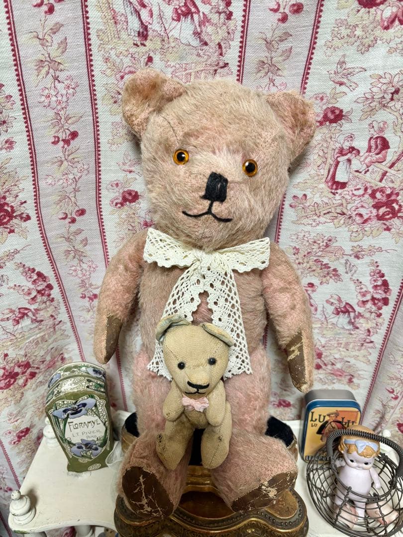 アンティーク　激レア　ピンクのチルターン　優しいお顔