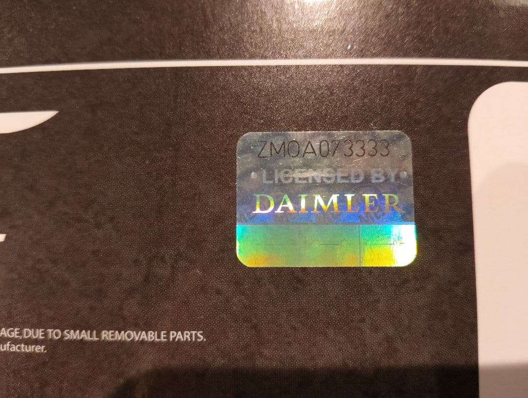 1/18 メルセデスベンツ　Gクラス G500 4×4　ミニカー　ゴールド