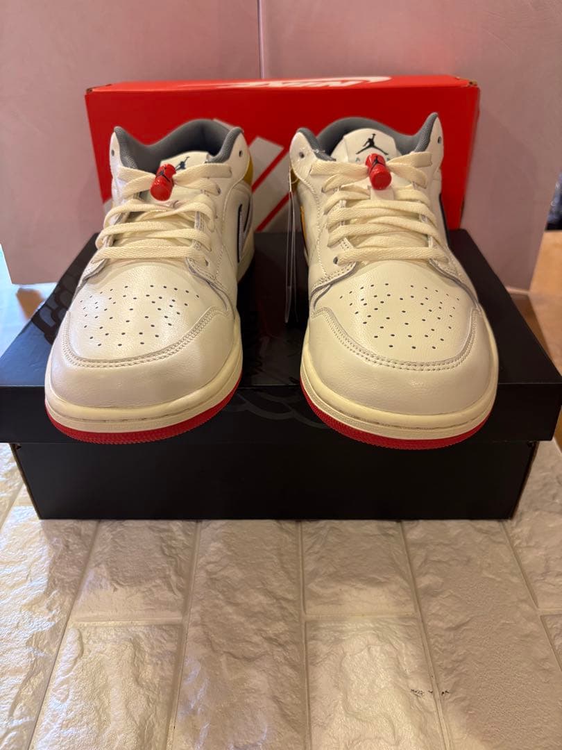 Nike Air Jordan 1 Low ホワイト/イエロー/グレー/ネイビー