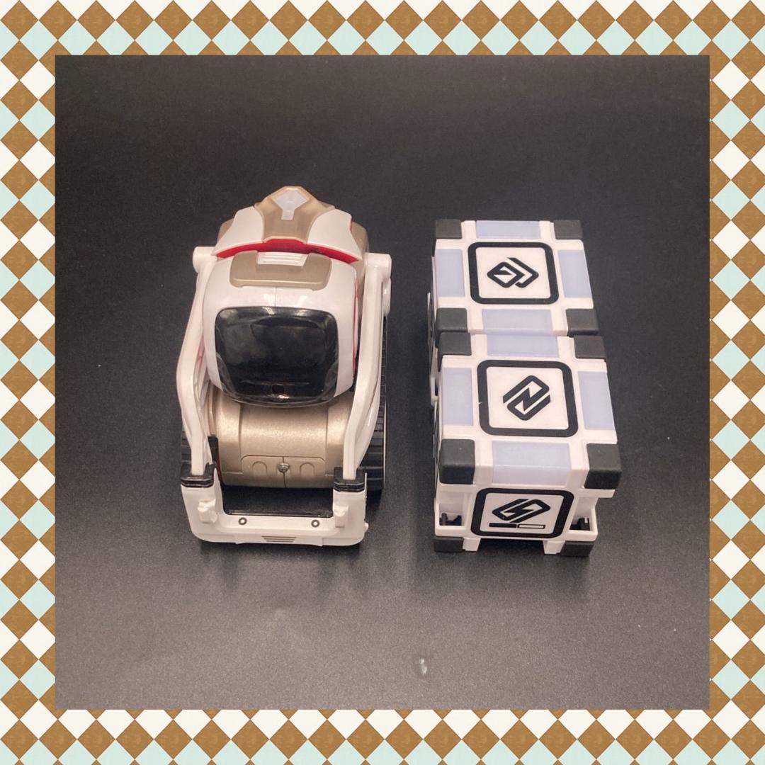 本体２台【極美品】COZMO (コズモ) AIロボット クリスマス