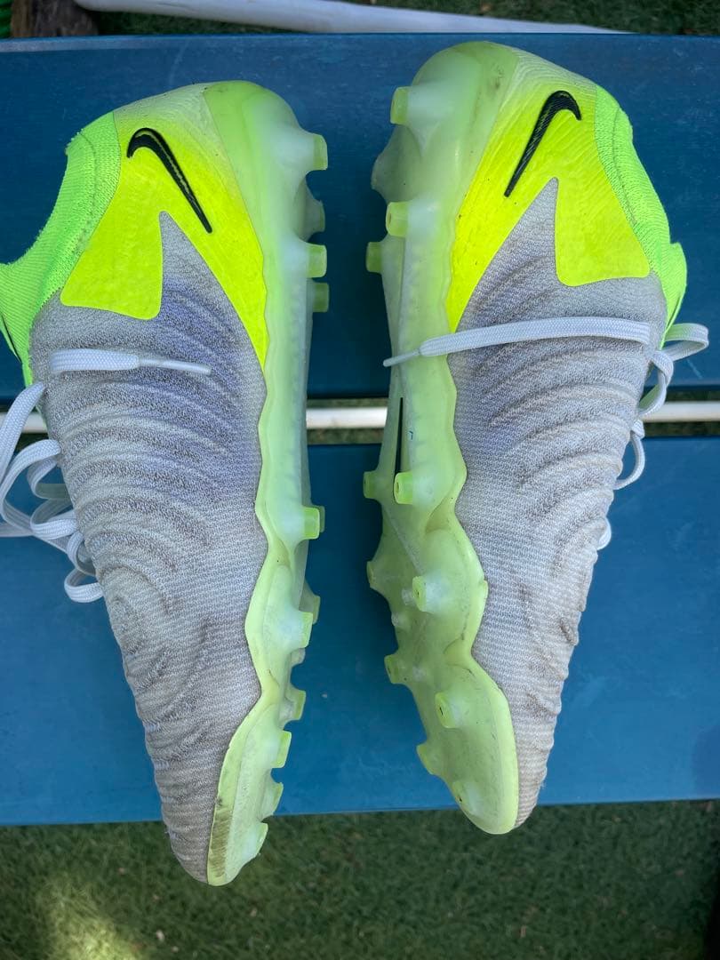 ナイキ ファントムGX2 エリートAG 25.5