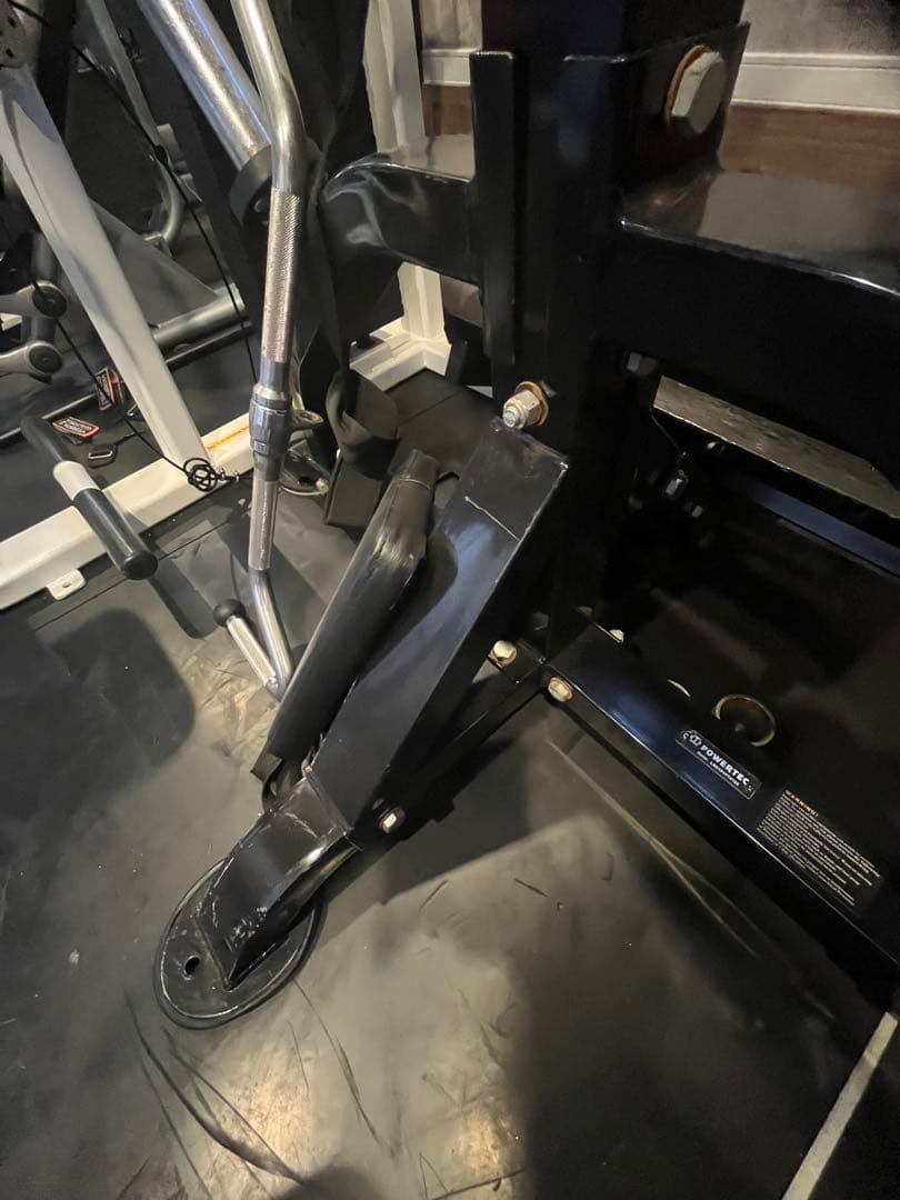 パワーテック　レバレッジスクワット