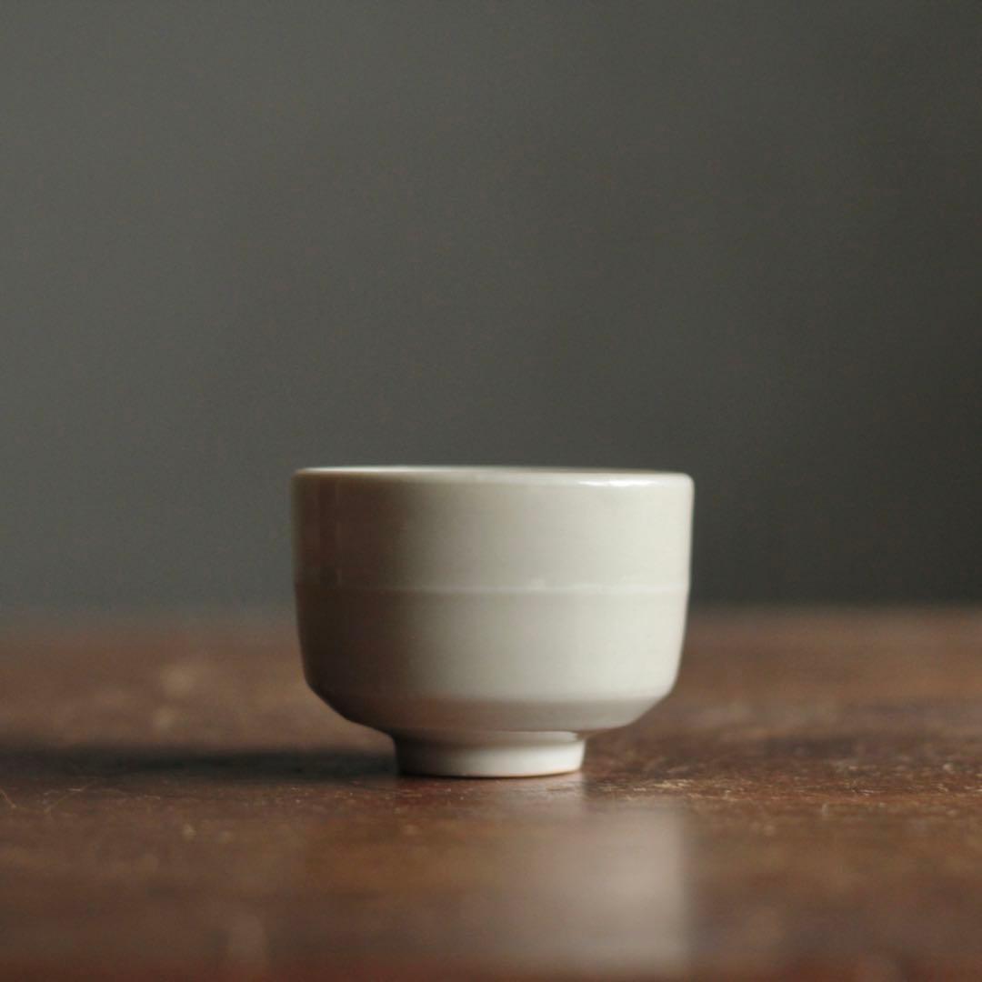 古伊万里 白磁 胴紐 半筒盃 ちょこ ぐい呑み 酒器 古美術 古道具