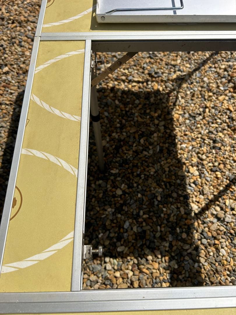 テーブル・チェア・ハンモック Coleman SLIM 4-FOLDING BBQ TABLE