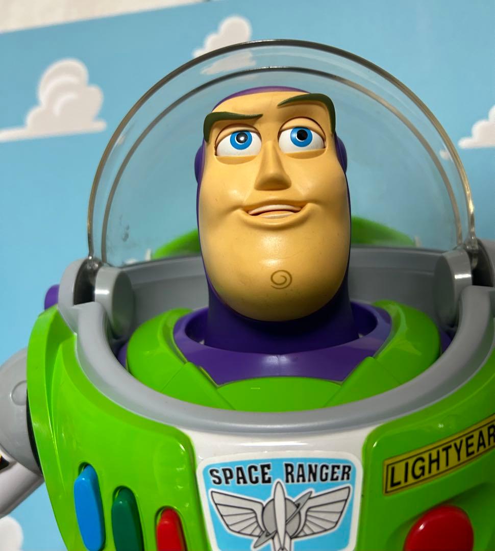 アルティメット バズライトイヤー ラジコン ロボット