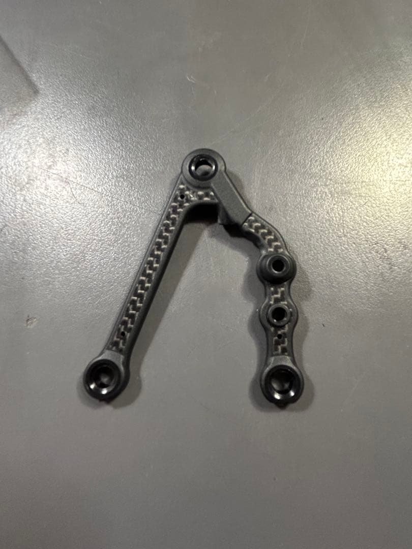 XRAY X4 2025 新品ロアアーム ミディアム