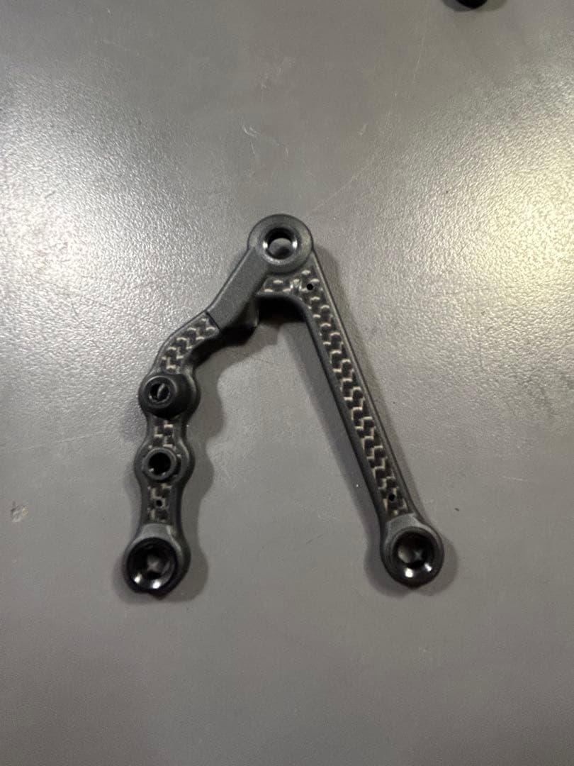 XRAY X4 2025 新品ロアアーム ミディアム