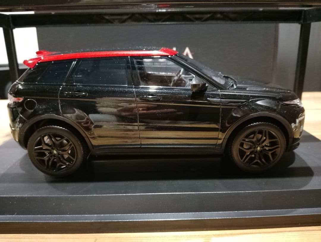1/18 京商　レンジローバー　イヴォーク　ミニカー　ブラック