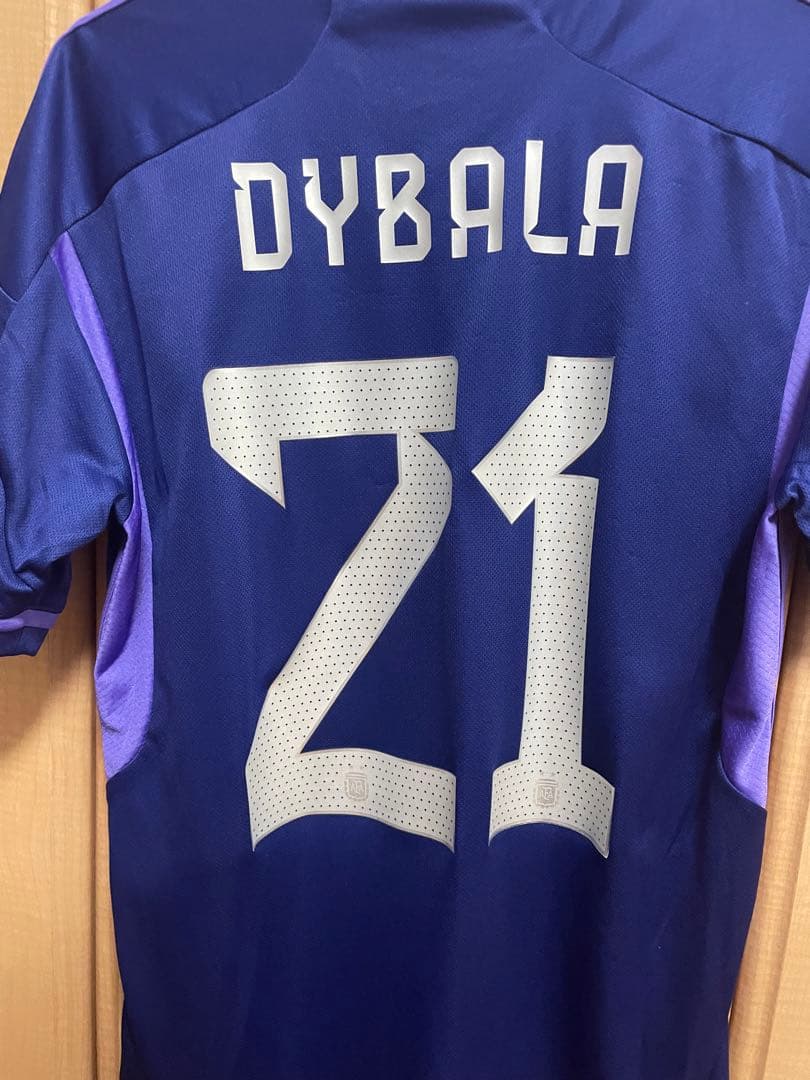 アルゼンチン代表　レプリカアウェイユニフォーム　　パウロ・ディバラ