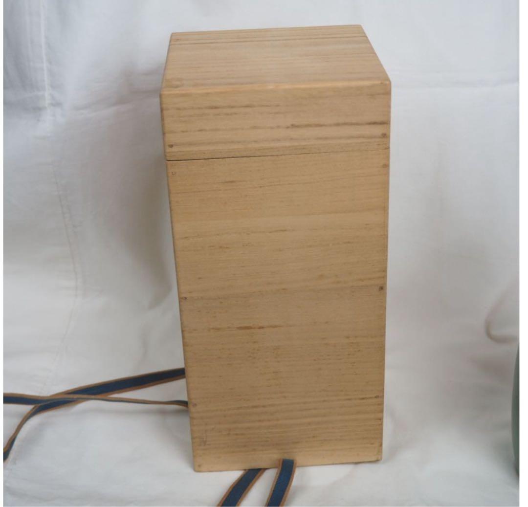 送料無料　倣宋代青磁花瓶　レプリカ　作家物　木箱付　高さ25ｃｍ