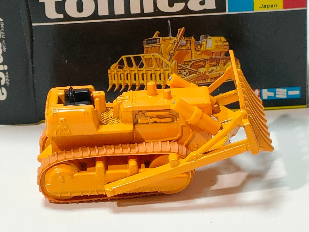 黒箱トミカ 70　小松レーキドーザ　美品　日本製　デッドストック