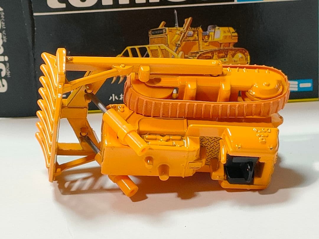 黒箱トミカ 70　小松レーキドーザ　美品　日本製　デッドストック