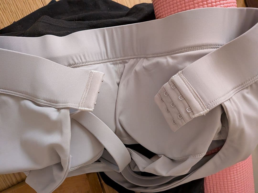 LAVA ピラティス　ホットヨガ　ダイエット