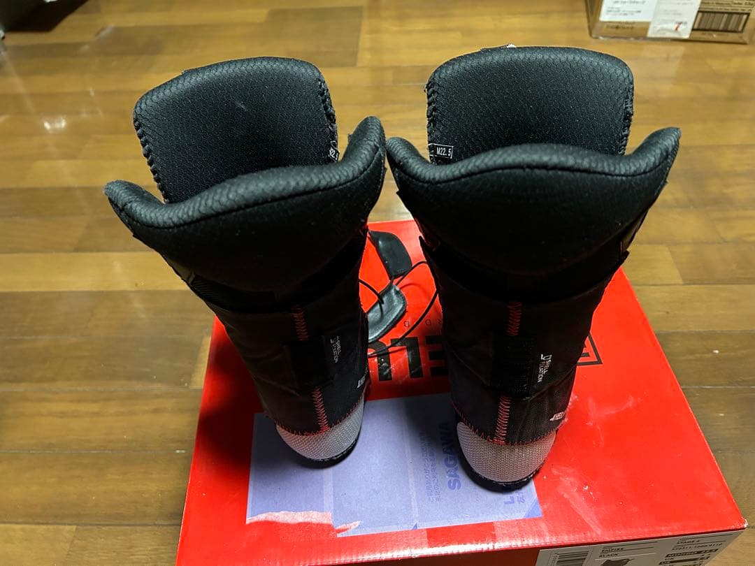 DEELUXE EMPIREスノーボードブーツ 22.5 24-25モデル