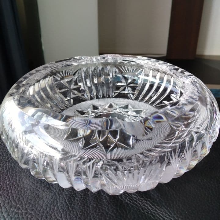 イギリスアンティーク⭐︎クリスタル星模様灰皿⭐︎阪急「英国アンティーク展」購入品