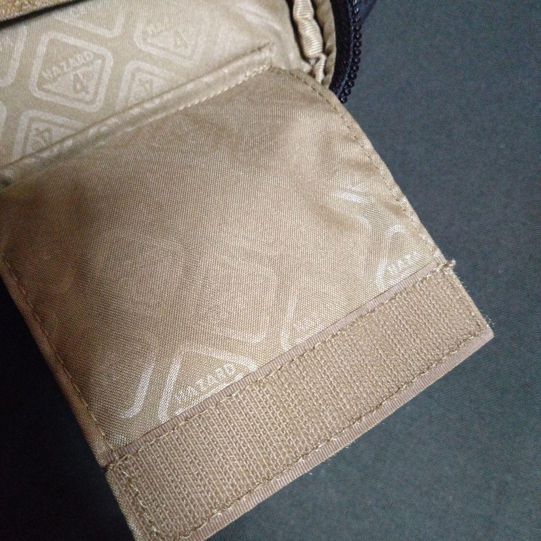 ハザード4 ブラック スリングバッグ