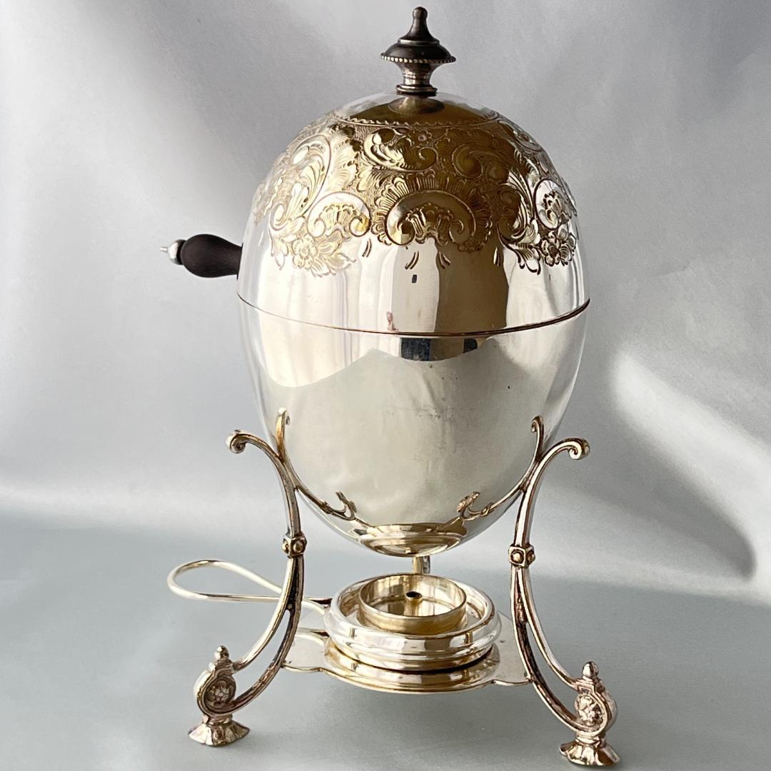 【Daniel & Arter】 ビクトリアンのエッグウォーマー エンボスの装飾