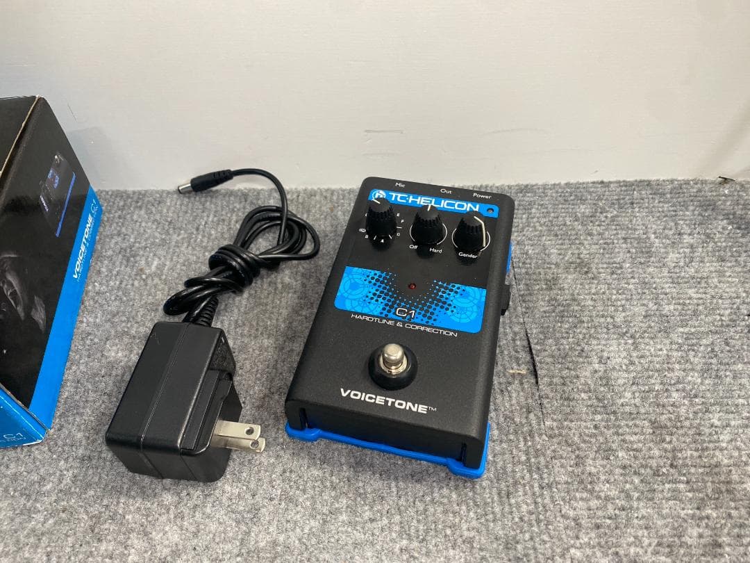 TC HELICON VOICETONE C1 ボーカル　エフェクター