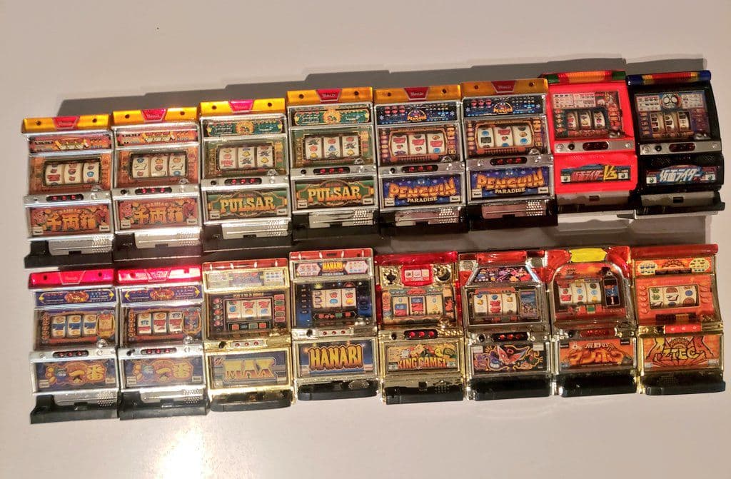 パチスロ魂 / ミニチュアスロットフィギュア43個&その他