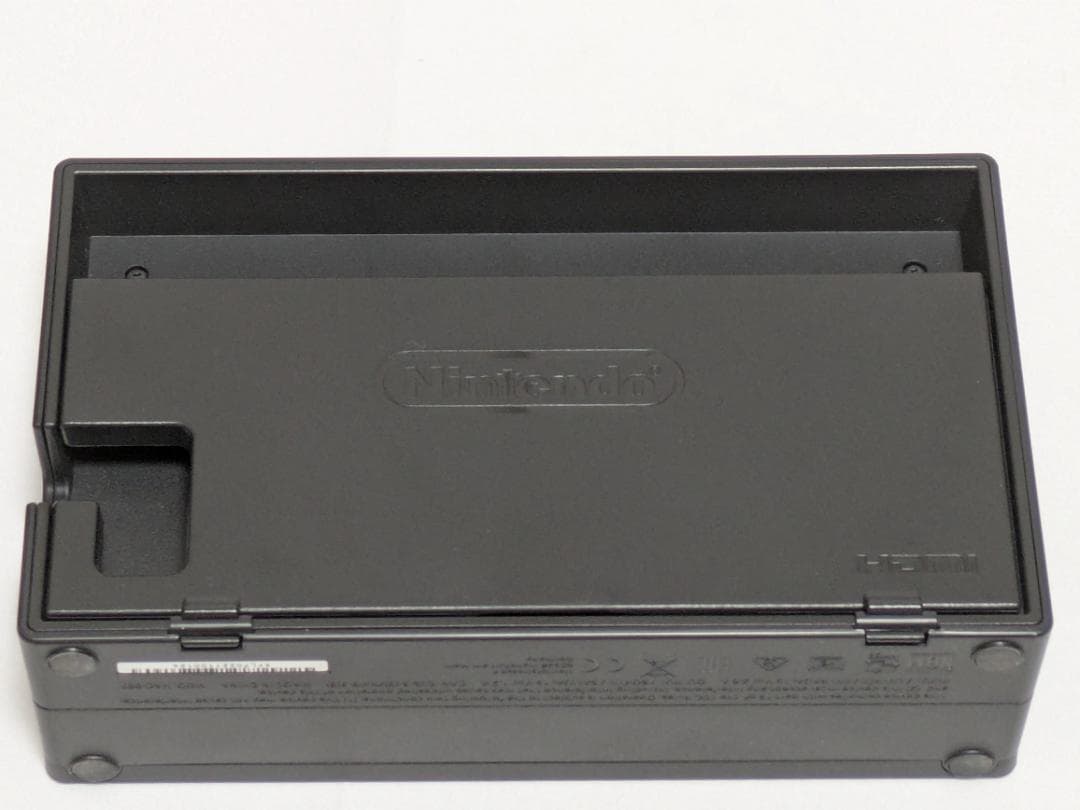 【美品】Nintendo Switch 本体（バッテリー強化版）純正ケース付き