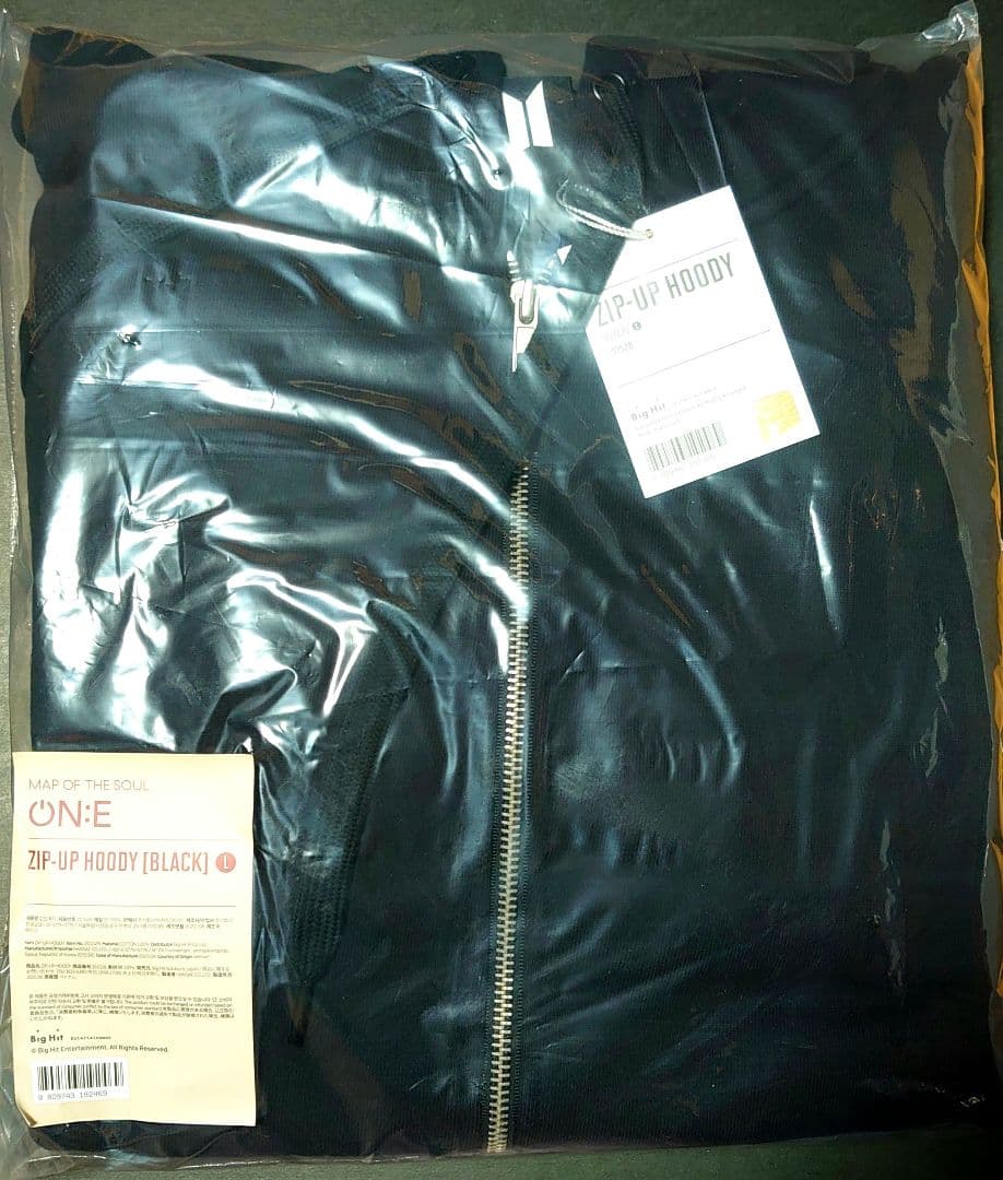 BTS [MOS ON:E] ZIP-UP HOODY (black) L 公式