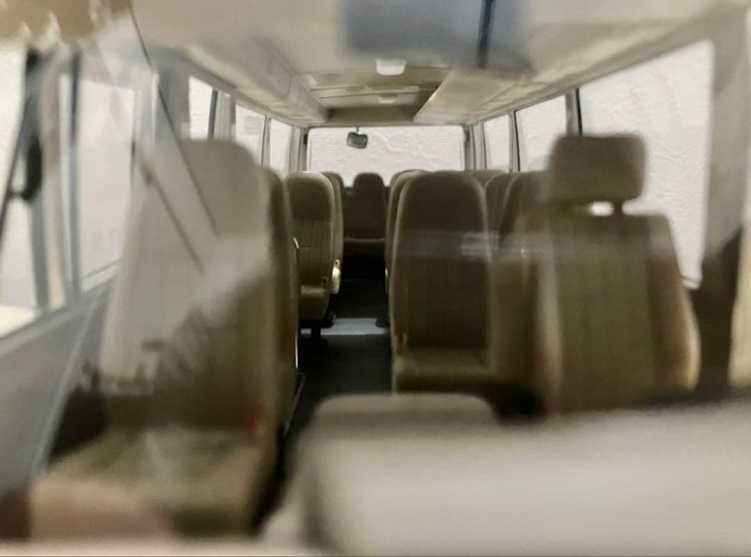 トヨタ　コースター　1/24ミニカー