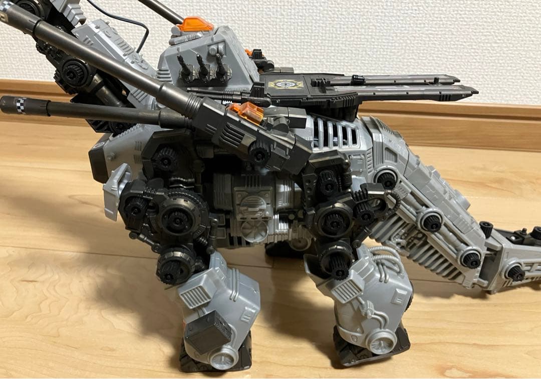 カ*ヤ様 ゾイド　ウルトラザウルス　ジャンク品　訳あり　難あり　部品取り　TOM