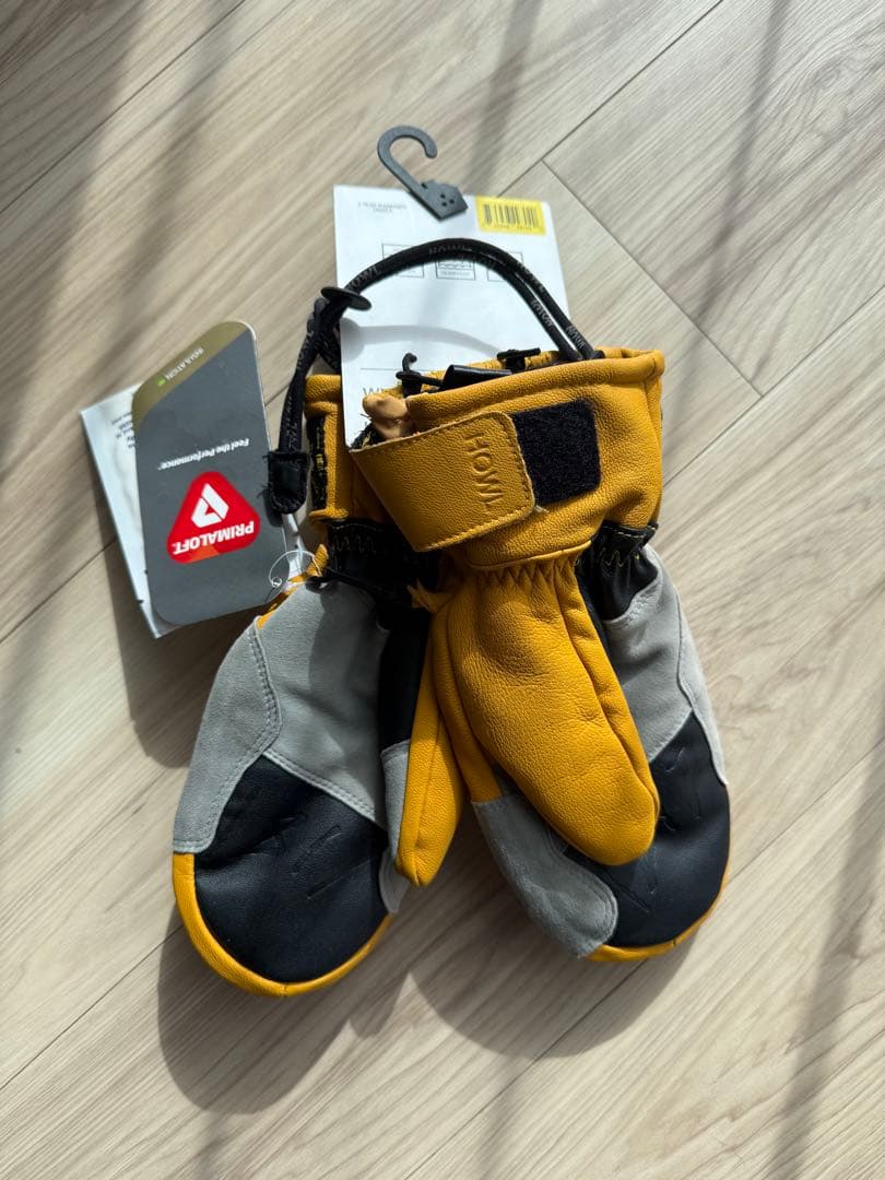 HOWL HEAVYWEIGHT グローブ