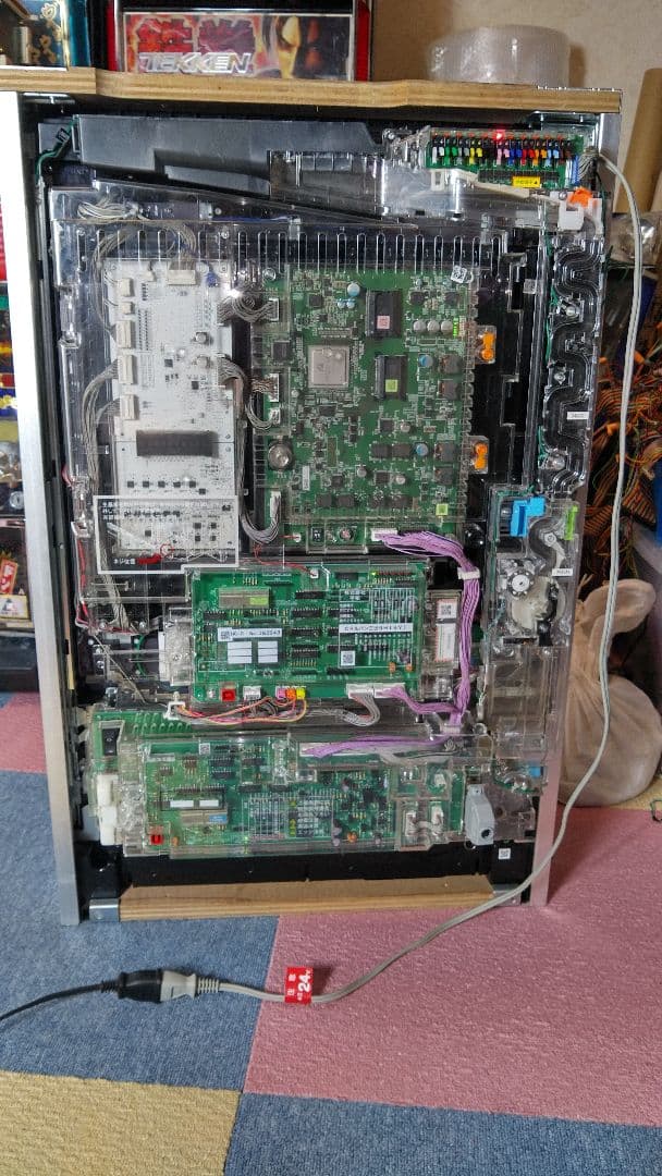 パチンコ実機　CRルパン三世　9H1BY1