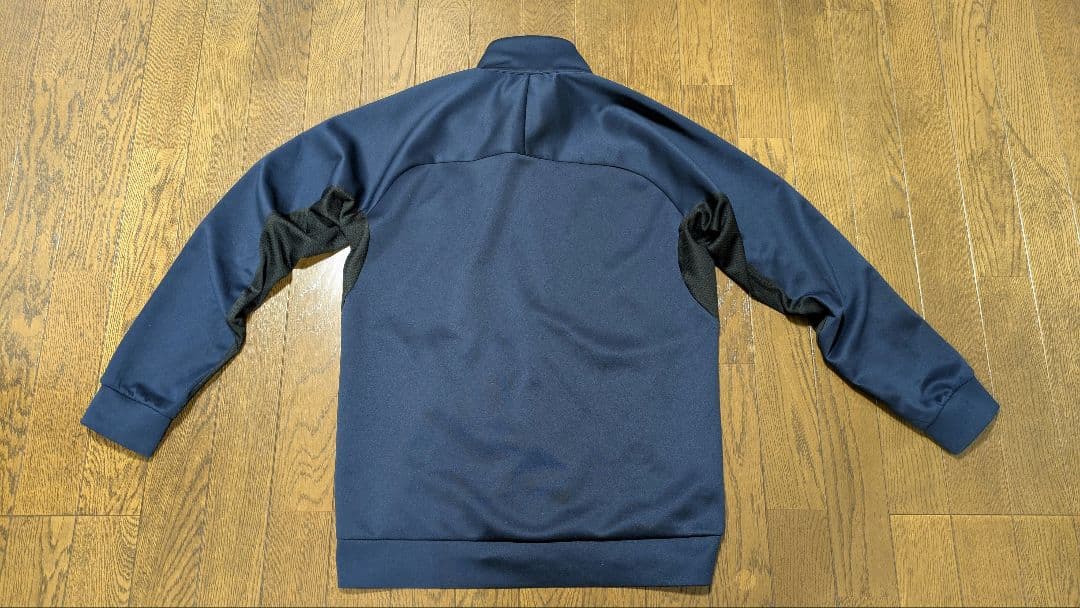 オガサカ　2023-2024モデル　ジャージ上下セット　Mサイズ　中古