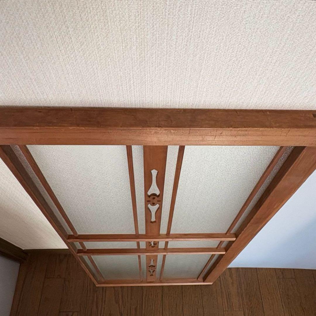昭和板型ガラス　木枠付き　透かし彫り パーテーションの部品　間仕切り　衝立
