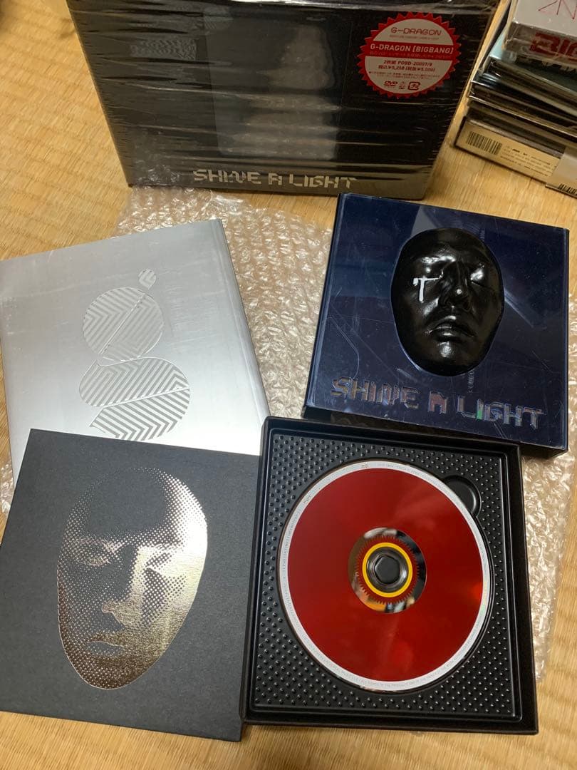 G-DRAGON SHINE A LIGHT DVD ジヨン 缶バッジ