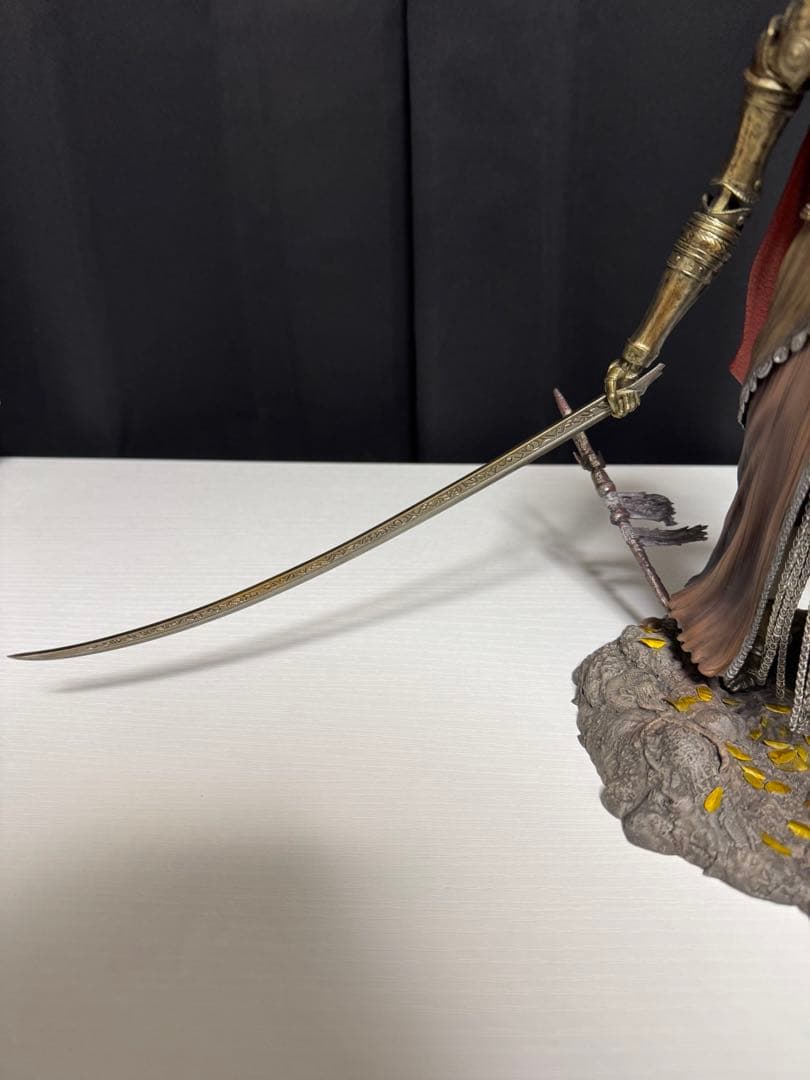 エルデンリング　コレクターズエディション　マレニア　リペイント　フィギュア