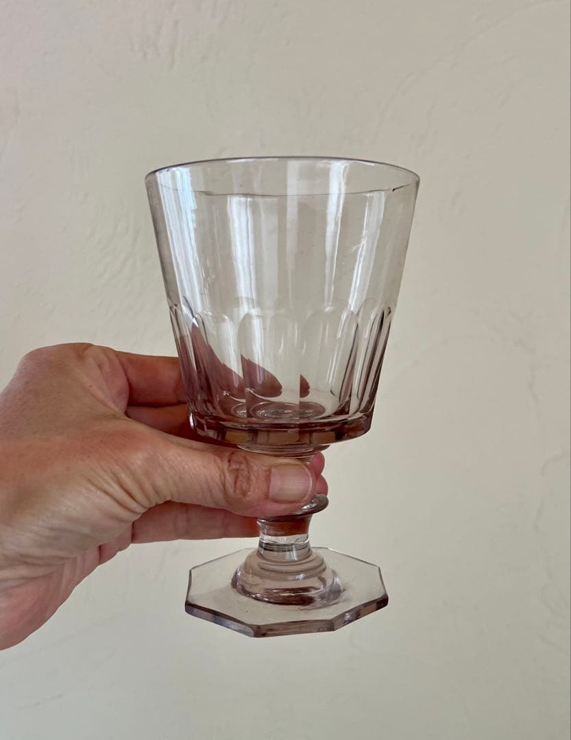 大ぶりなゴブレット　ウランガラス　和ガラス グラス 八角形台　アンティーク
